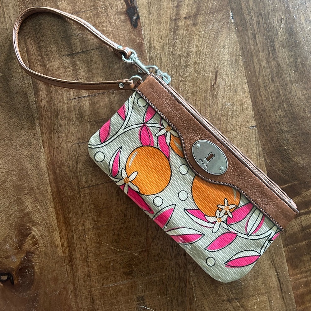 Fossil Floral Print Wristlet Clutch